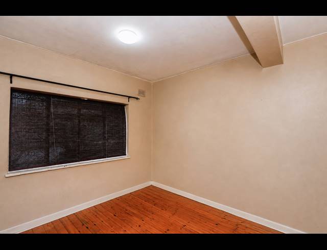 2 BEDROOM APARTMENT FOR SALE IN ESSENWOOD